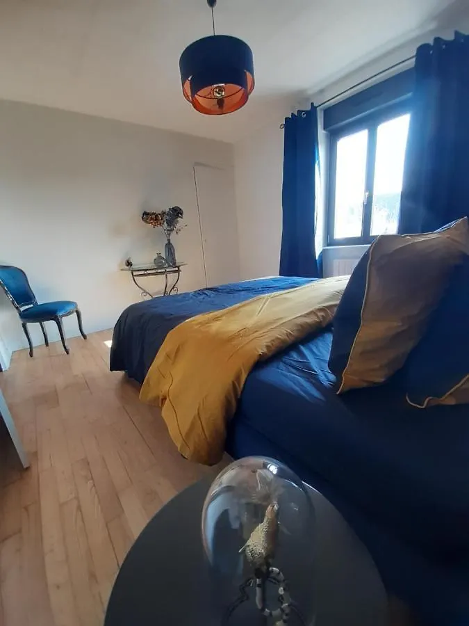 Maison Chaleureuse, Spacieuse Et Familiale Beauvoir  Beauvoir (Manche)