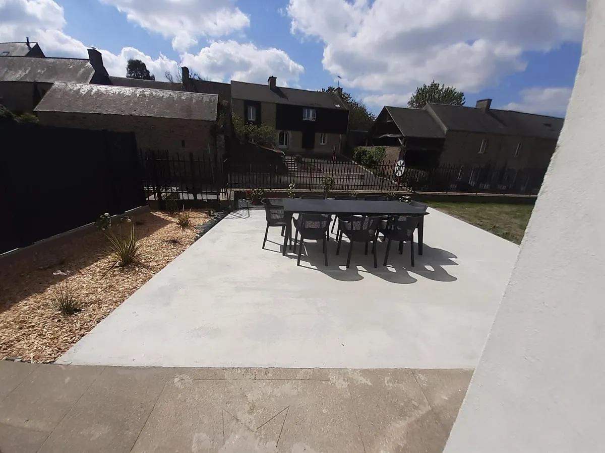 Holiday home Maison Chaleureuse, Spacieuse Et Familiale Beauvoir